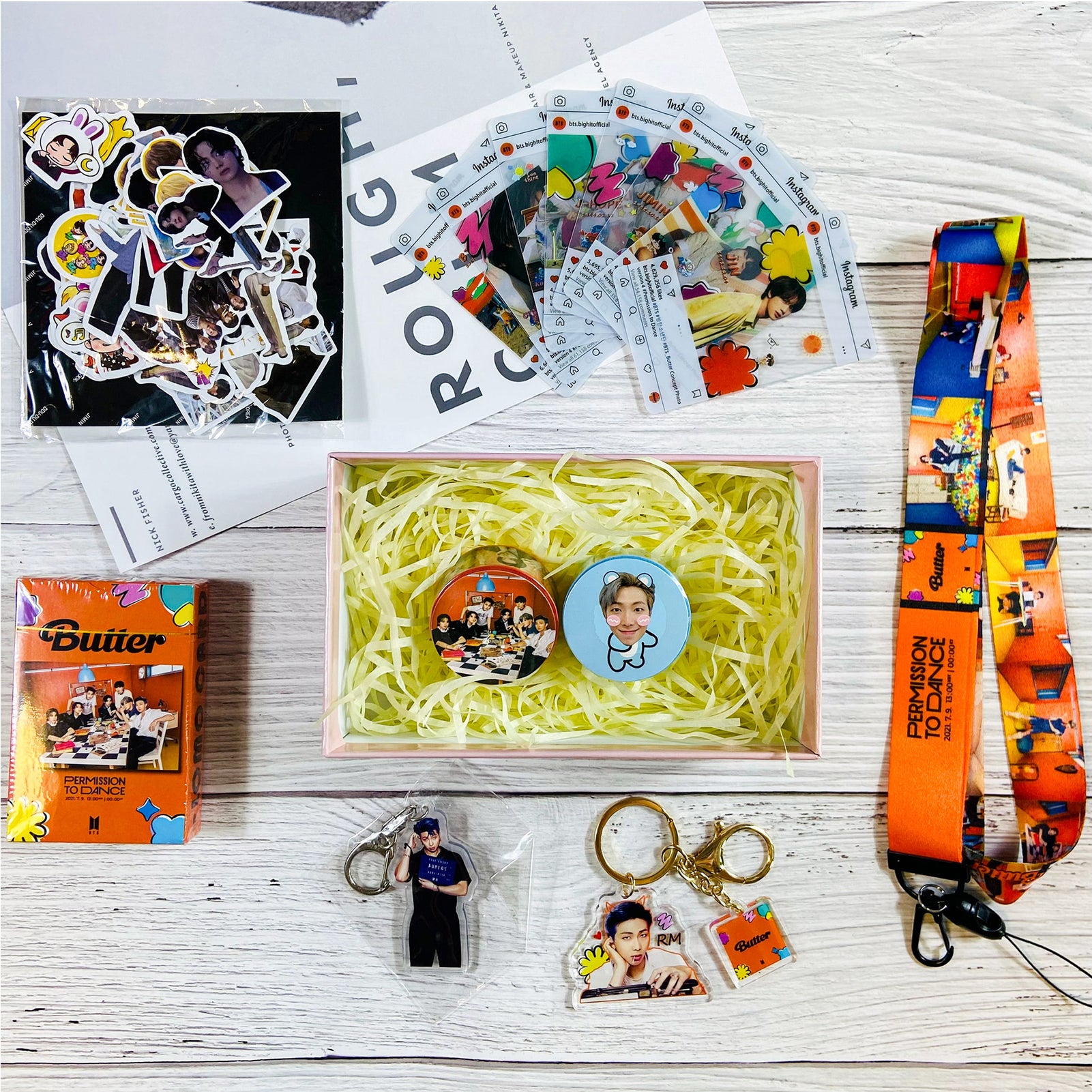 BTS PROMISS TO DANCE Gift Set LOMOCARD Keychain Ins-Card Sticker Lanyard Tape Gift box (Copy)