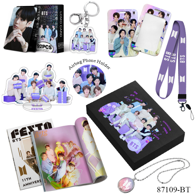 BTS 40-page Photo Album Necklace Gift Set